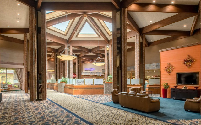 Red Lion Hotel Pasco Airport & Conference Center