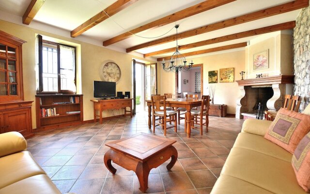 Apartment With Pool Ai Pignoi Ground F