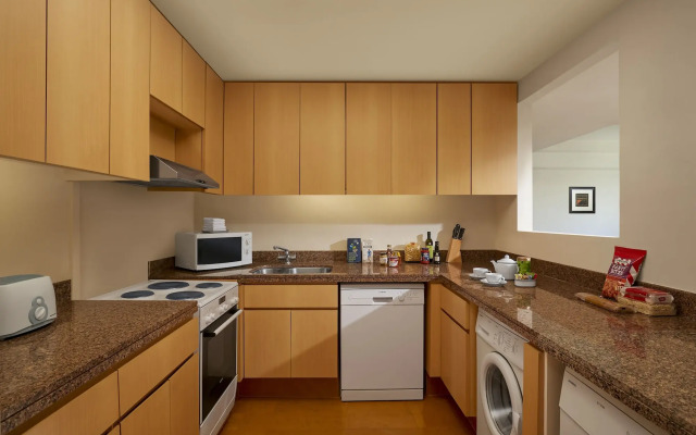 Grand Hyatt Mumbai Hotel and Serviced Apartments
