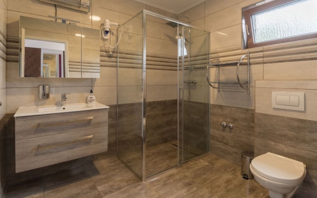 Villa Rubčić Rooms & Pansion
