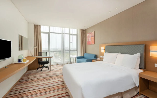 Holiday Inn Express Shanghai Jiading Industry Park by IHG