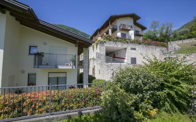 Riva Suite Lake View