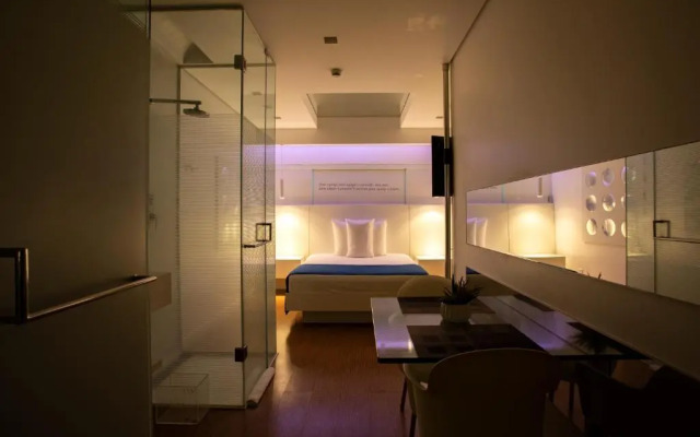 Izzi Motel