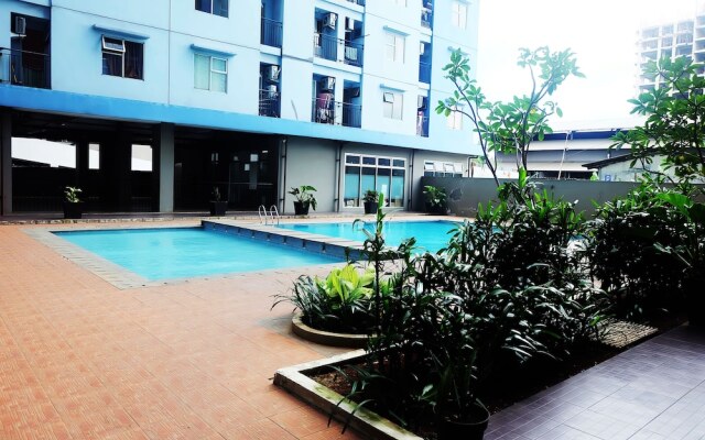 Cozy Green Park View Daan Mogot Apartment