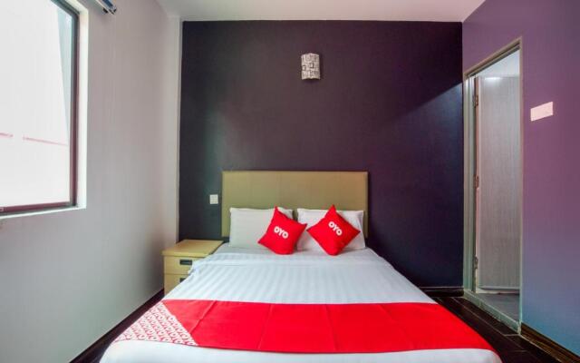 OYO 89895 Senses Budget Hotel