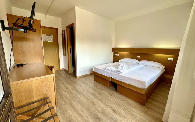 Hotel Ferrari