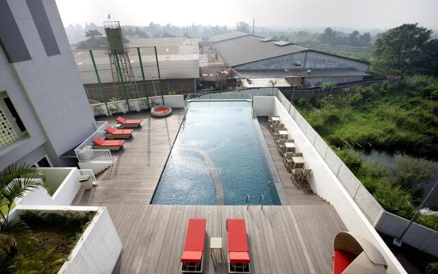 Shakti Hotel Bandung