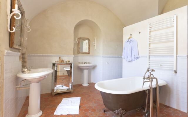 Château la Roque Provence
