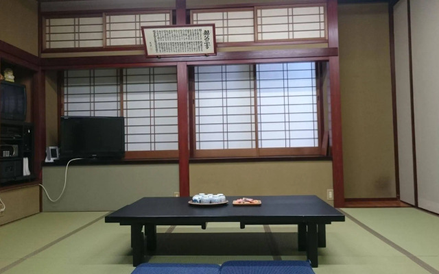 Minshuku Ikemori