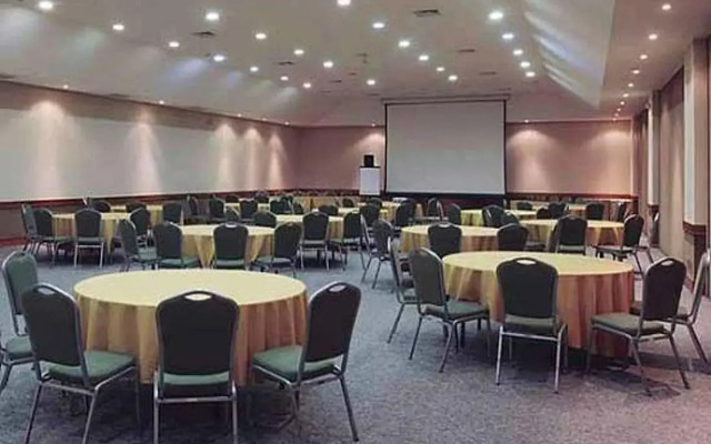 Estanplaza International