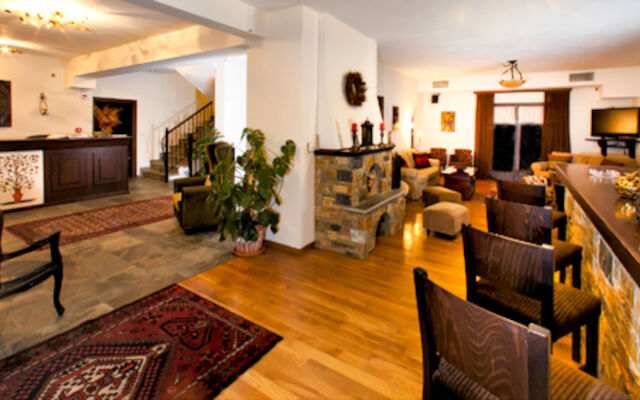 Erofili Hotel and Suites