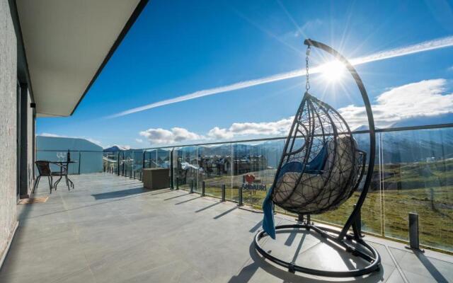 New Gudauri Atrium