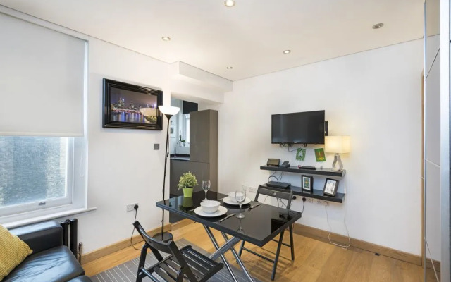 City Promenade Apartments