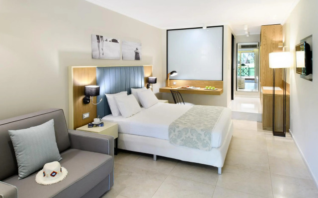 Portes Beach Hotel