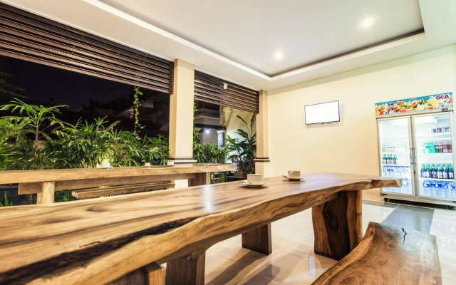 Lucky's Guest House