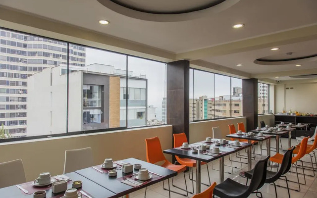 Hotel Ferre Miraflores