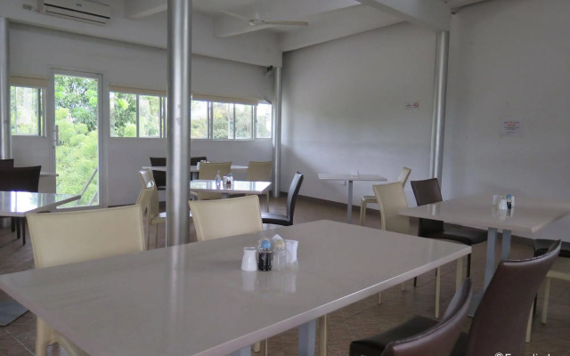 ZEN Rooms Center Suites Cebu