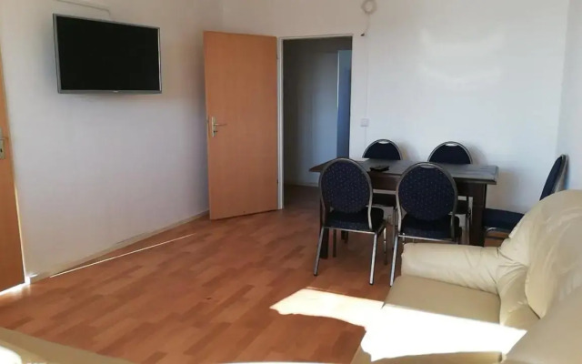 Helle Monteurwohnung in Leipzig Grünau