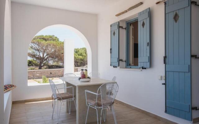 Rosemary Residence in Ampelas. 3 bedroom house