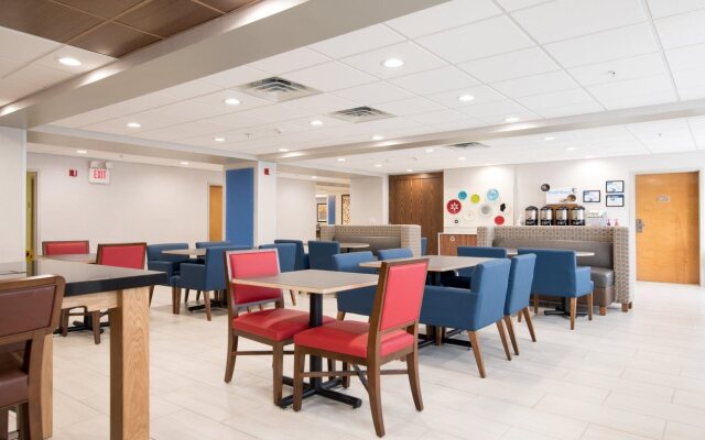Holiday Inn Express Atlanta-Stone Mountain by IHG
