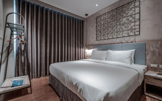 Somer Chew Hotel