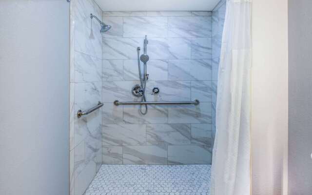 Travelodge By Wyndham Charles Town/Harpers Ferry