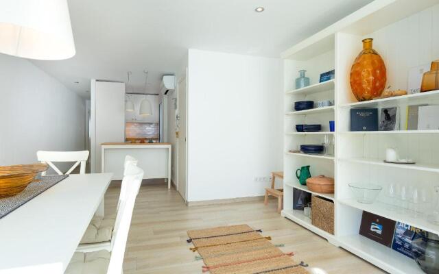 V008 - ESTRELLA DE RELJA - Roses