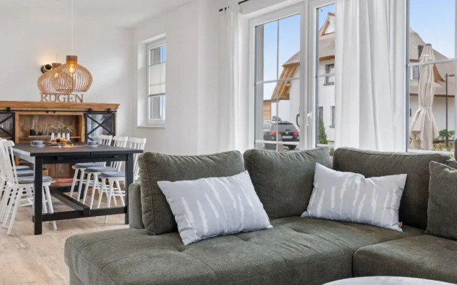 Holiday Home Wave Modern Retreat