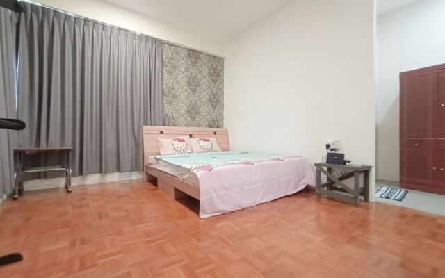 Oyo 90187 Hello Kitty Homestay - Gated Sibu
