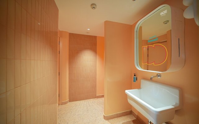 GO Hotel Chonburi at Central Chonburi