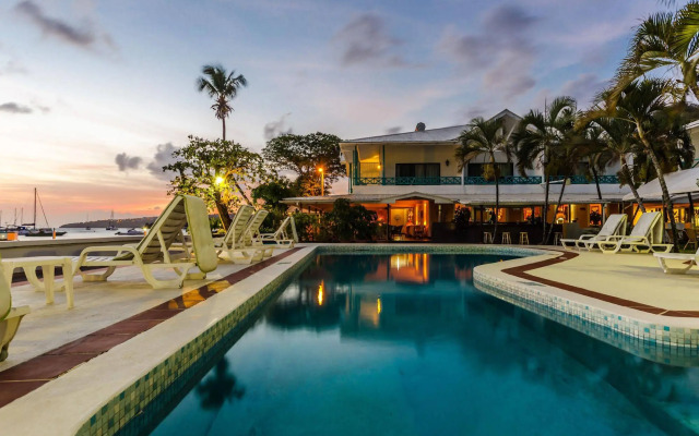 Mariners Hotel
