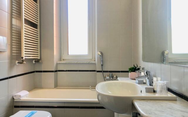 TriesteVillas Sea View, Huge 2-floor, sleeps 9