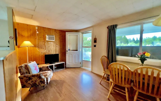 St Lawrence Motel