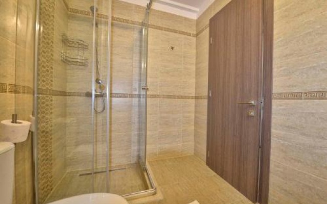 Amadeus Residence