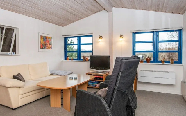 6 Person Holiday Home in Borkop
