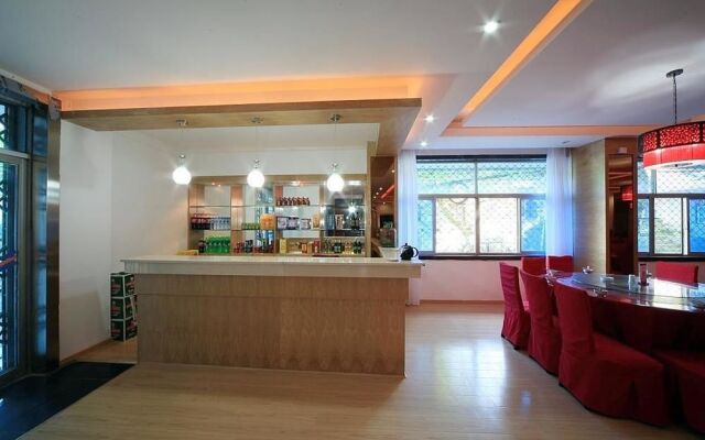 Tianjie Inn