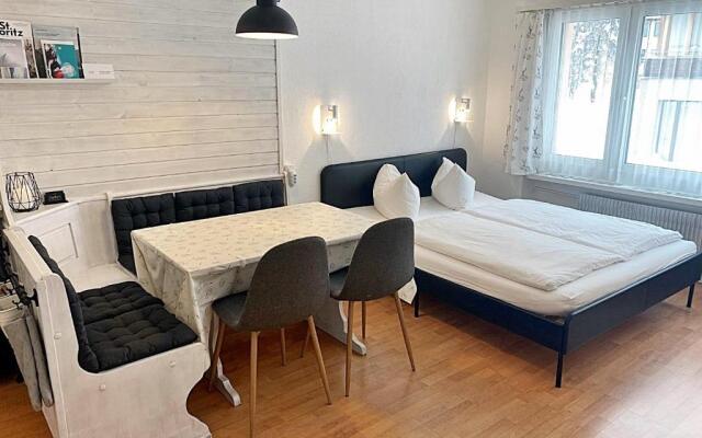 Zentrale gemütliche Wohnung St Moritz A212