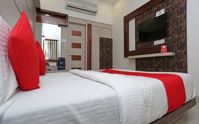 OYO 11686 Hotel Sai Ba