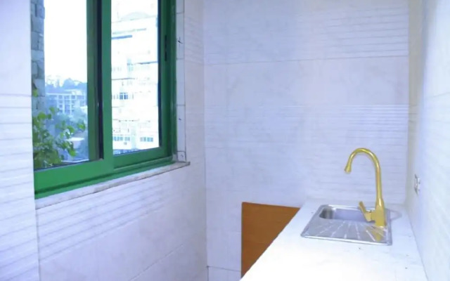 Golden Park Apartment Hotel