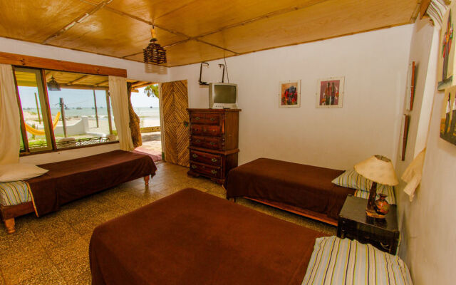 Punta Ballenas Inn