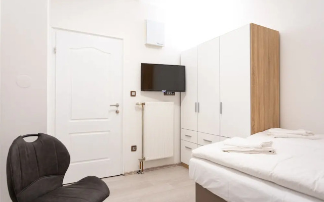 Rubina Rooms