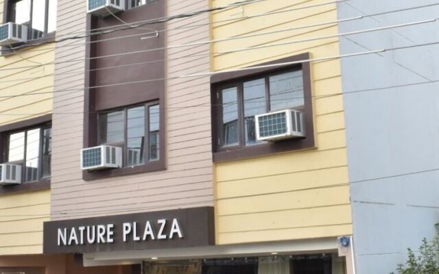 Nature Plaza