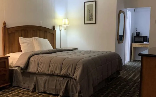 Ratons Peak Inn - фото 2