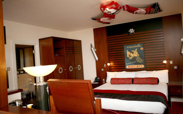 Crowne Plaza Dublin Airport by IHG