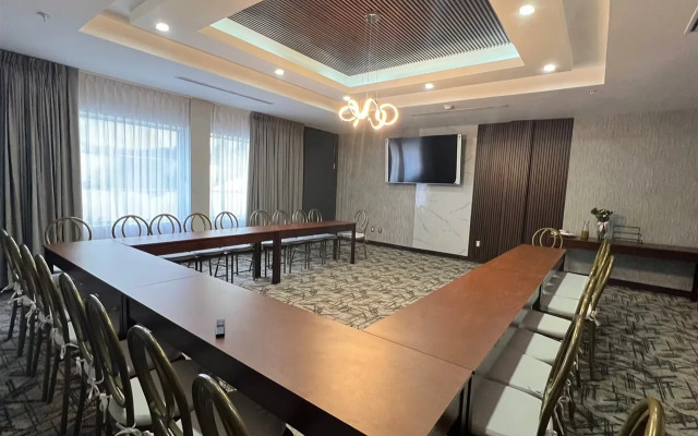 La Quinta by Wyndham Reynosa