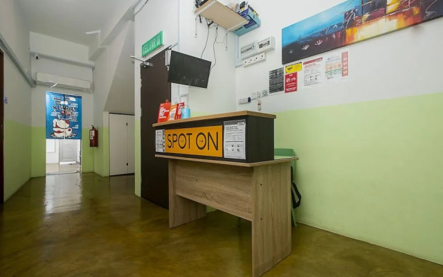 SPOT ON 89805 The Traveler Home – Lobby – Sibu