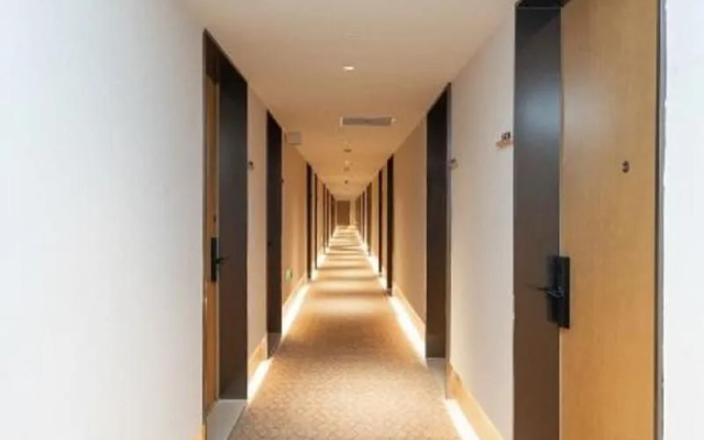 Ji Hotel Hailun Road Metro Station