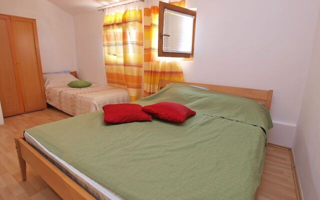 Apartment Manda 709
