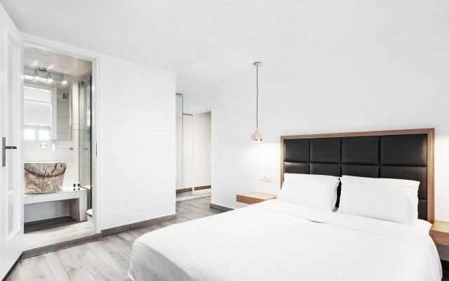 Thireas Hotel
