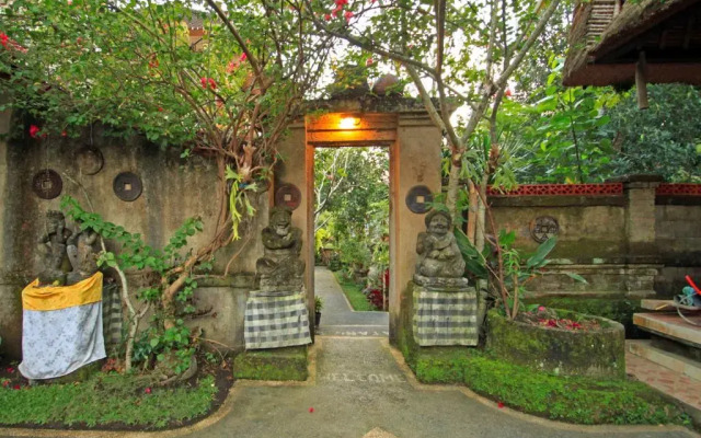 Omah D'Taman Hotel by EPS